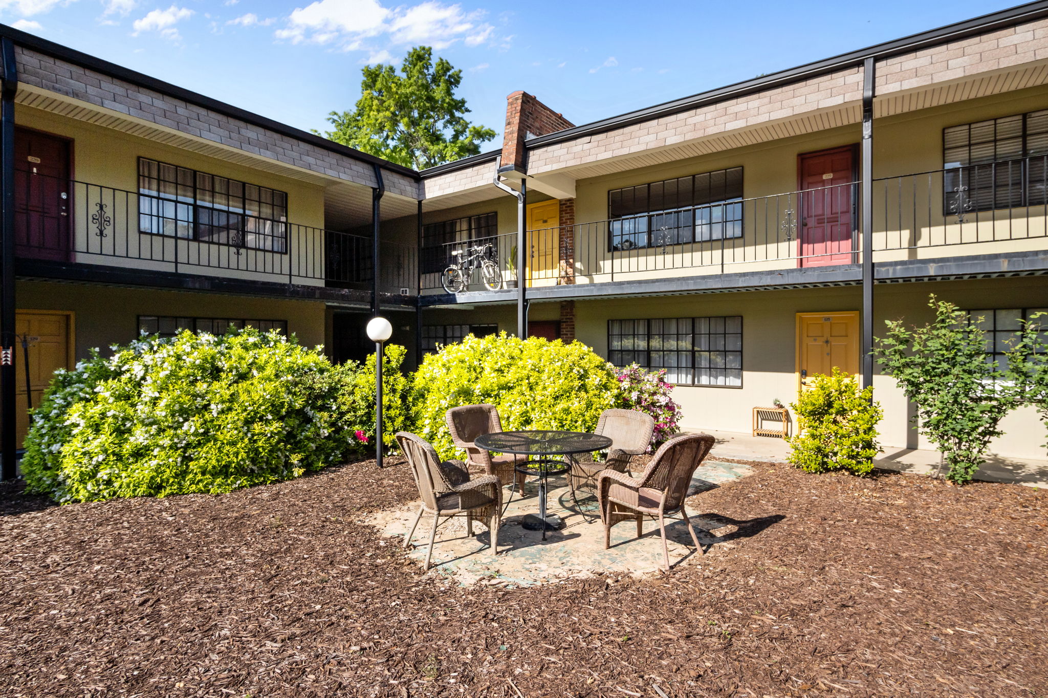  807 W Trinity Avenue, Durham, NC, 27701 - 物件實景