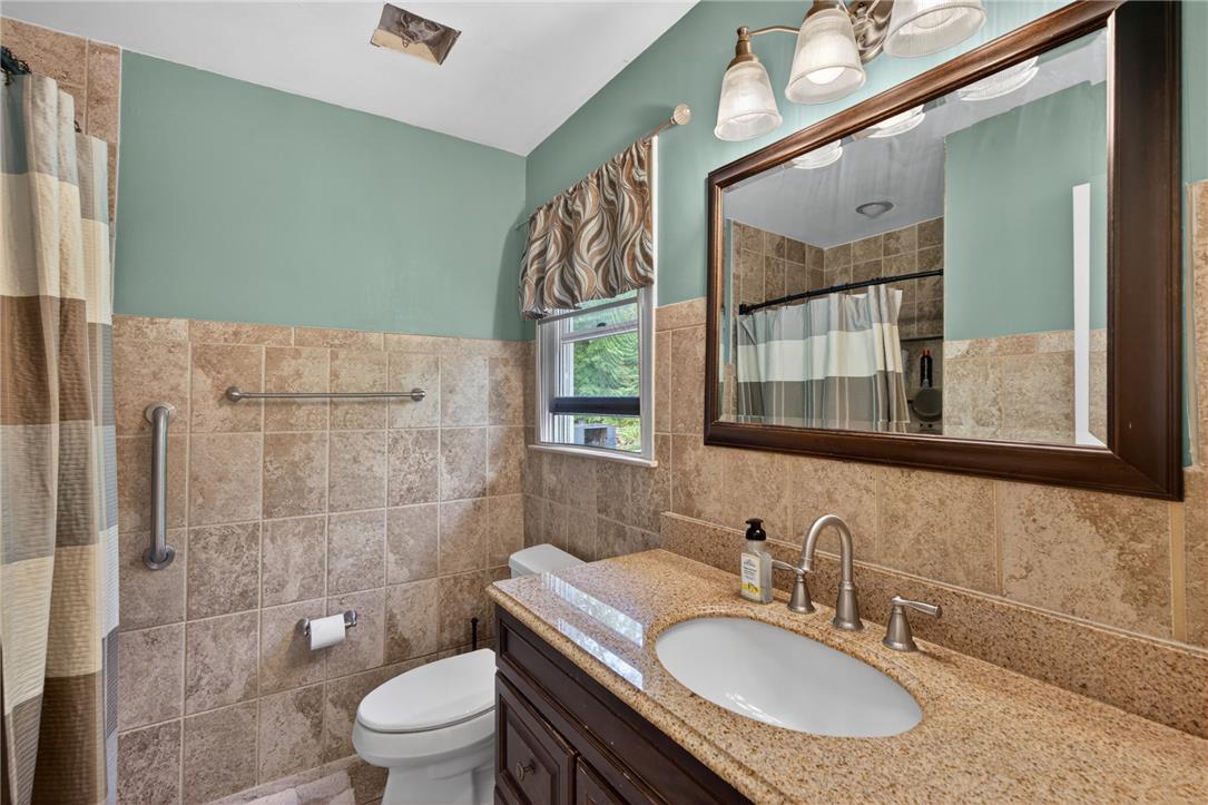 Lower Saucon Twp, Pennsylvania, 18055, United States, 5 Bedrooms Bedrooms, ,4 BathroomsBathrooms,Residential,For Sale,2048315