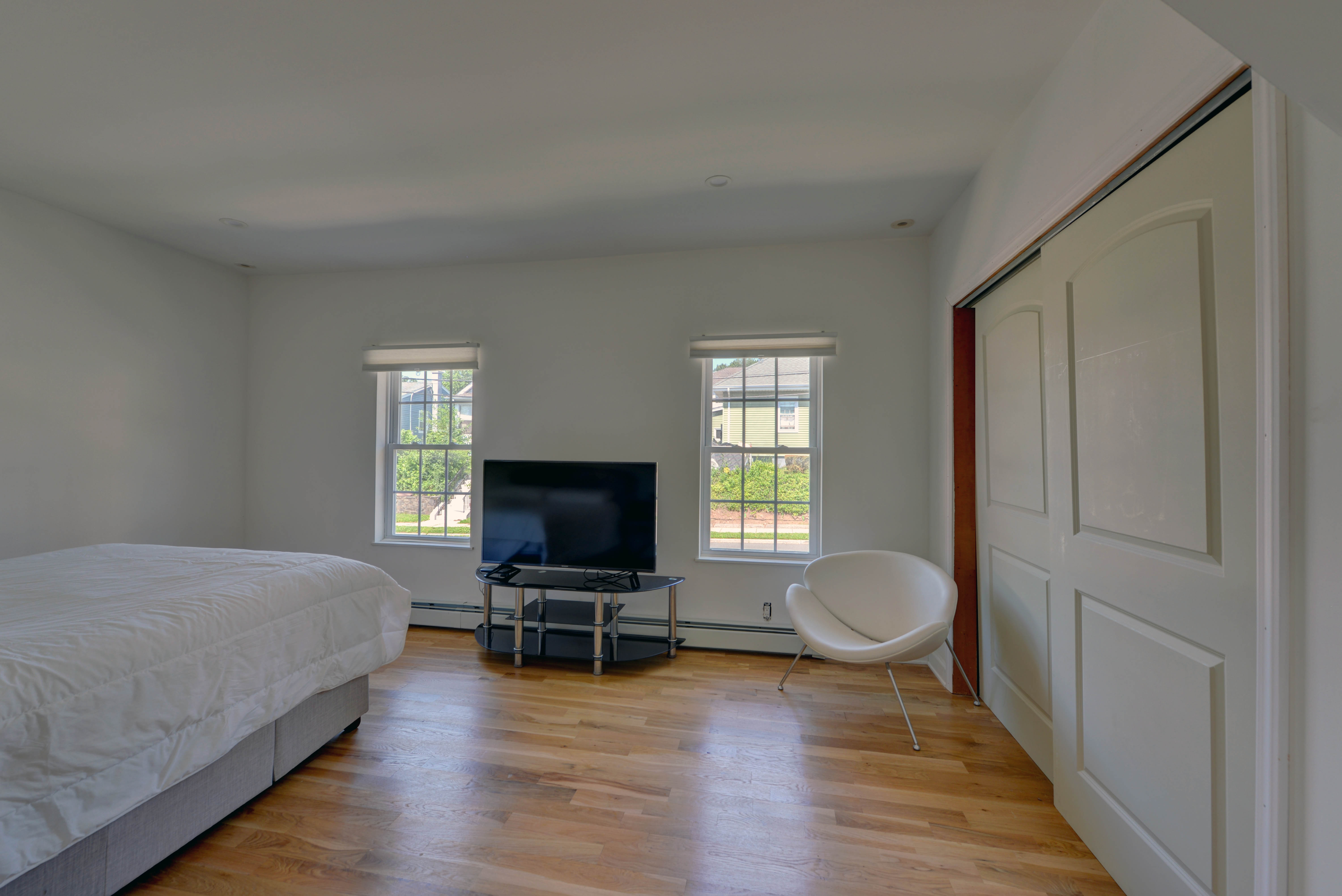 Essex, Nutley Township, New Jersey, 07110, United States, 3 Bedrooms Bedrooms, ,2 BathroomsBathrooms,Residential,For Sale,1873561