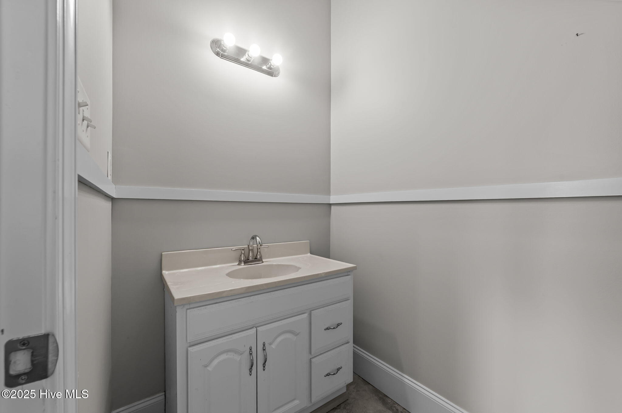Bath, North Carolina, 27808, United States, 3 Bedrooms Bedrooms, ,3 BathroomsBathrooms,Residential,For Sale,1932772