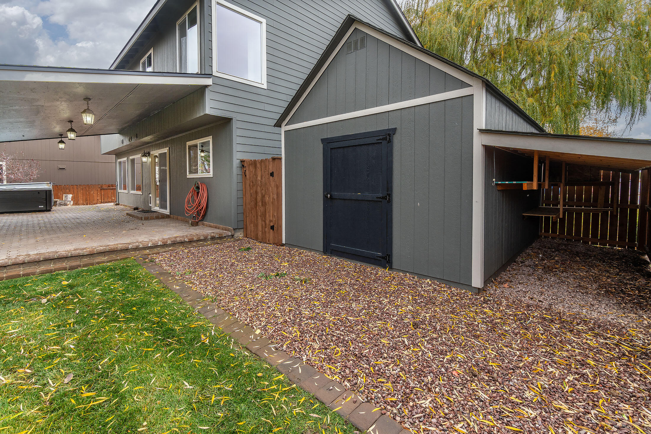 Redmond, Oregon, 97756, United States, 3 Bedrooms Bedrooms, ,3 BathroomsBathrooms,Residential,For Sale,1989039