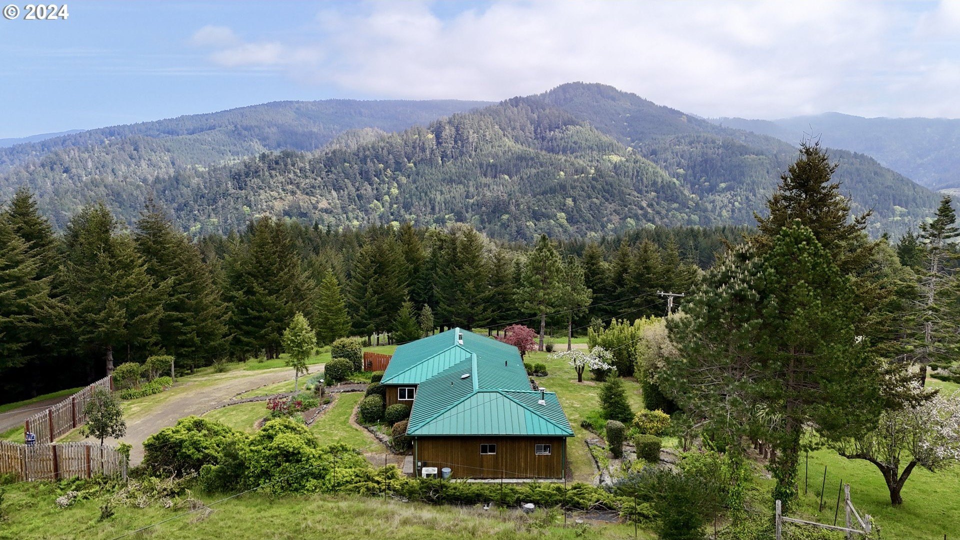 32940 Miller Ranch RD, Gold Beach, Oregon, 97444, United States, 11 Bedrooms Bedrooms, ,10 BathroomsBathrooms,Residential,For Sale,32940 Miller Ranch RD,1460657
