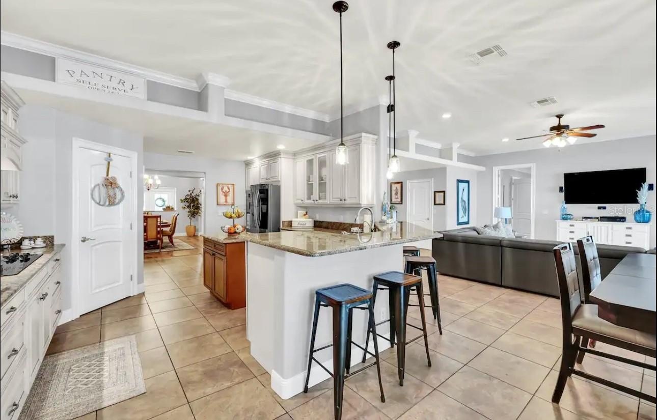 514 HILLSIDE DRIVE, AUBURNDALE, Florida, 33823, United States, 5 Bedrooms Bedrooms, ,5 BathroomsBathrooms,Residential,For Sale,514 HILLSIDE DRIVE,1426912