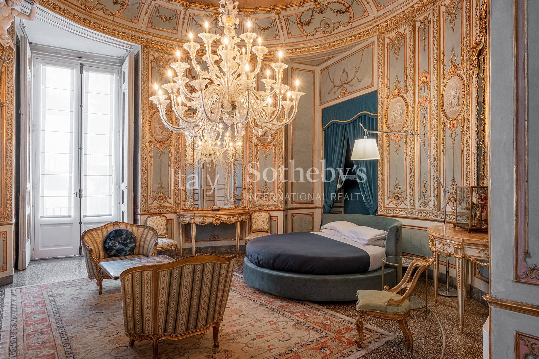  Monumental historic mansion in the heart of Naples - 物件實景