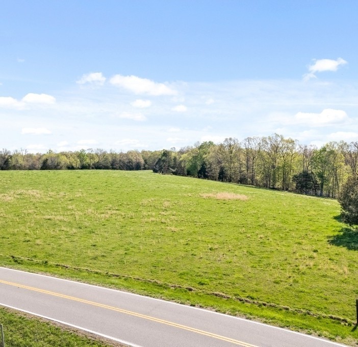 Cumberland Furnace, Tennessee, 37051, United States, 4 Bedrooms Bedrooms, ,4 BathroomsBathrooms,Residential,For Sale,1935544