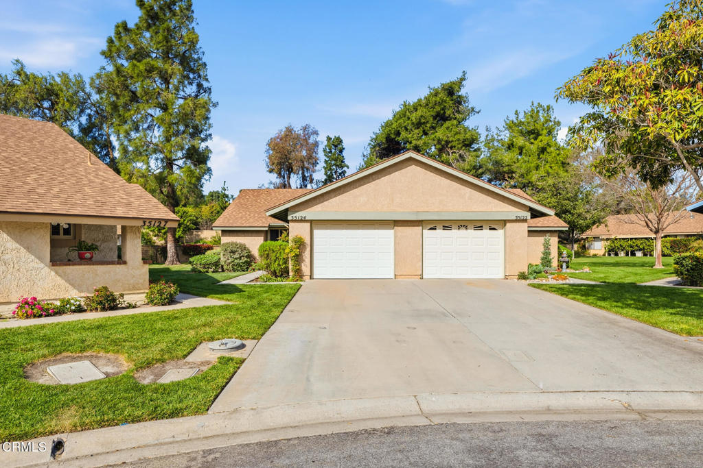 Camarillo, California, 93012, United States, 2 Bedrooms Bedrooms, ,2 BathroomsBathrooms,Residential,For Sale,2013759