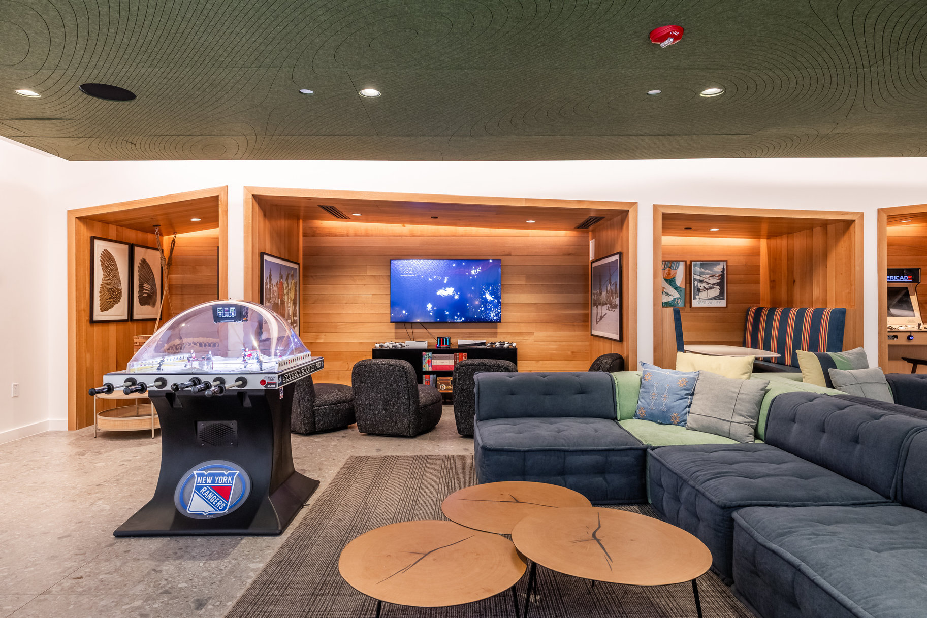  Furnished 5-bedroom Penthouse at Founder