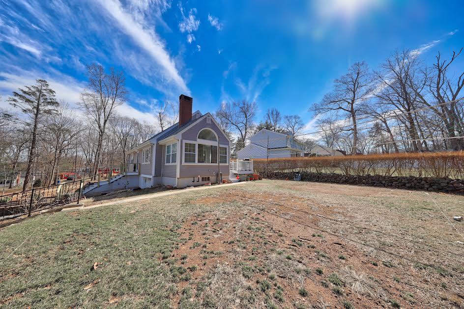 Farmington, Connecticut, 06032, United States, 4 Bedrooms Bedrooms, ,3 BathroomsBathrooms,Residential,For Sale,1974620