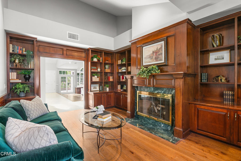 Camarillo, California, 93012, United States, 5 Bedrooms Bedrooms, ,7 BathroomsBathrooms,Residential,For Sale,1996163