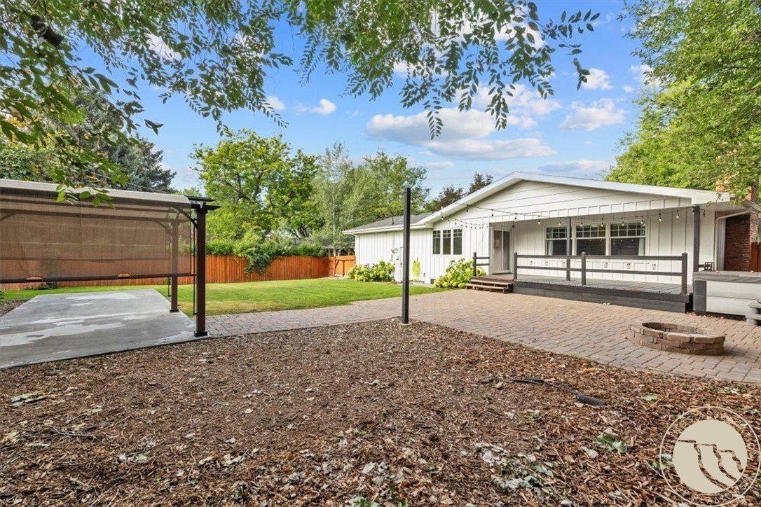 Billings, Montana, 59102, United States, 6 Bedrooms Bedrooms, ,3 BathroomsBathrooms,Residential,For Sale,1975257