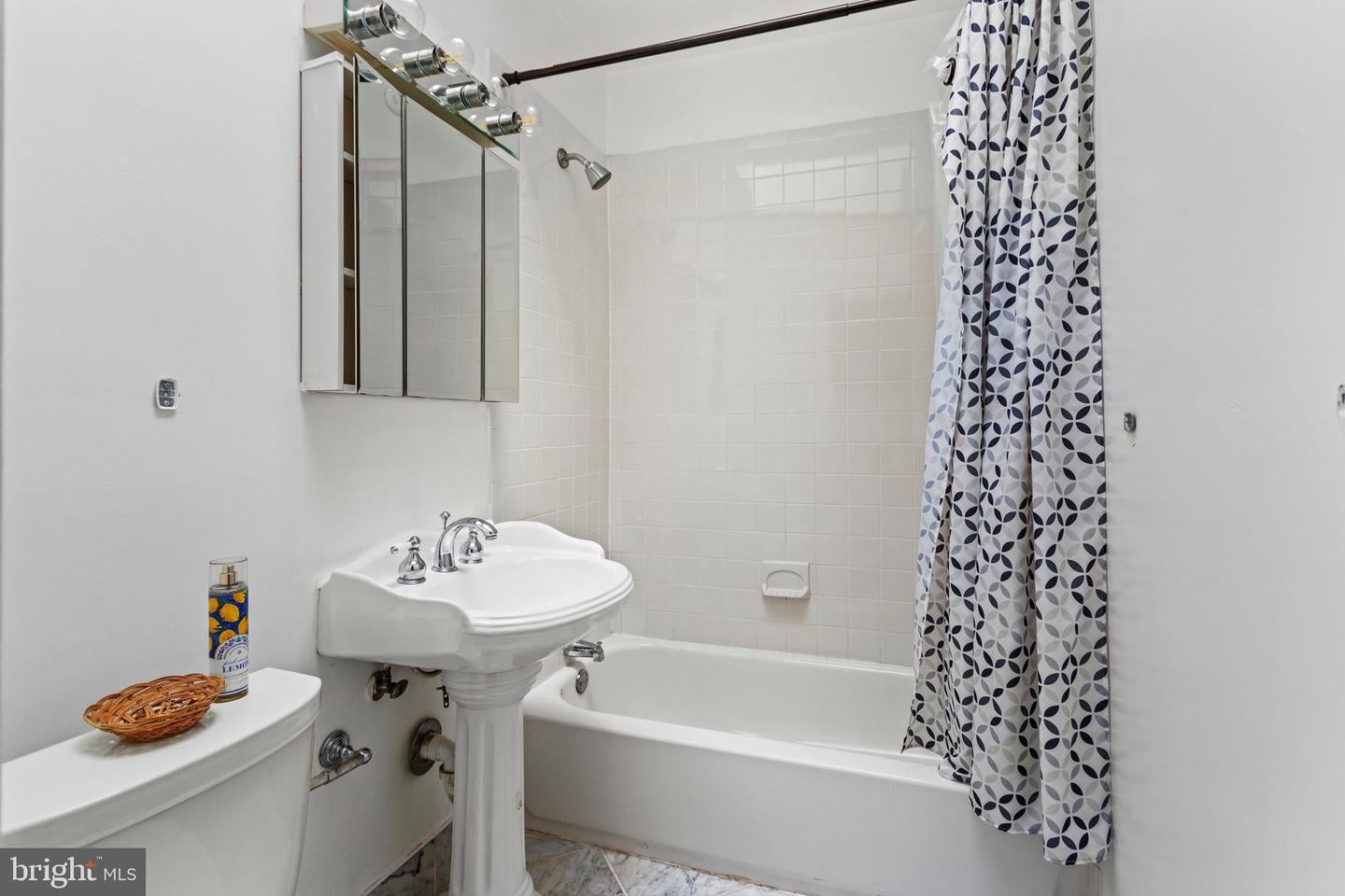 WASHINGTON, District of Columbia, 20011, United States, 3 Bedrooms Bedrooms, ,2 BathroomsBathrooms,Residential,For Sale,1962955