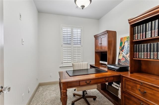 Metairie, Louisiana, 70005, United States, 4 Bedrooms Bedrooms, ,4 BathroomsBathrooms,Residential,For Sale,1978358