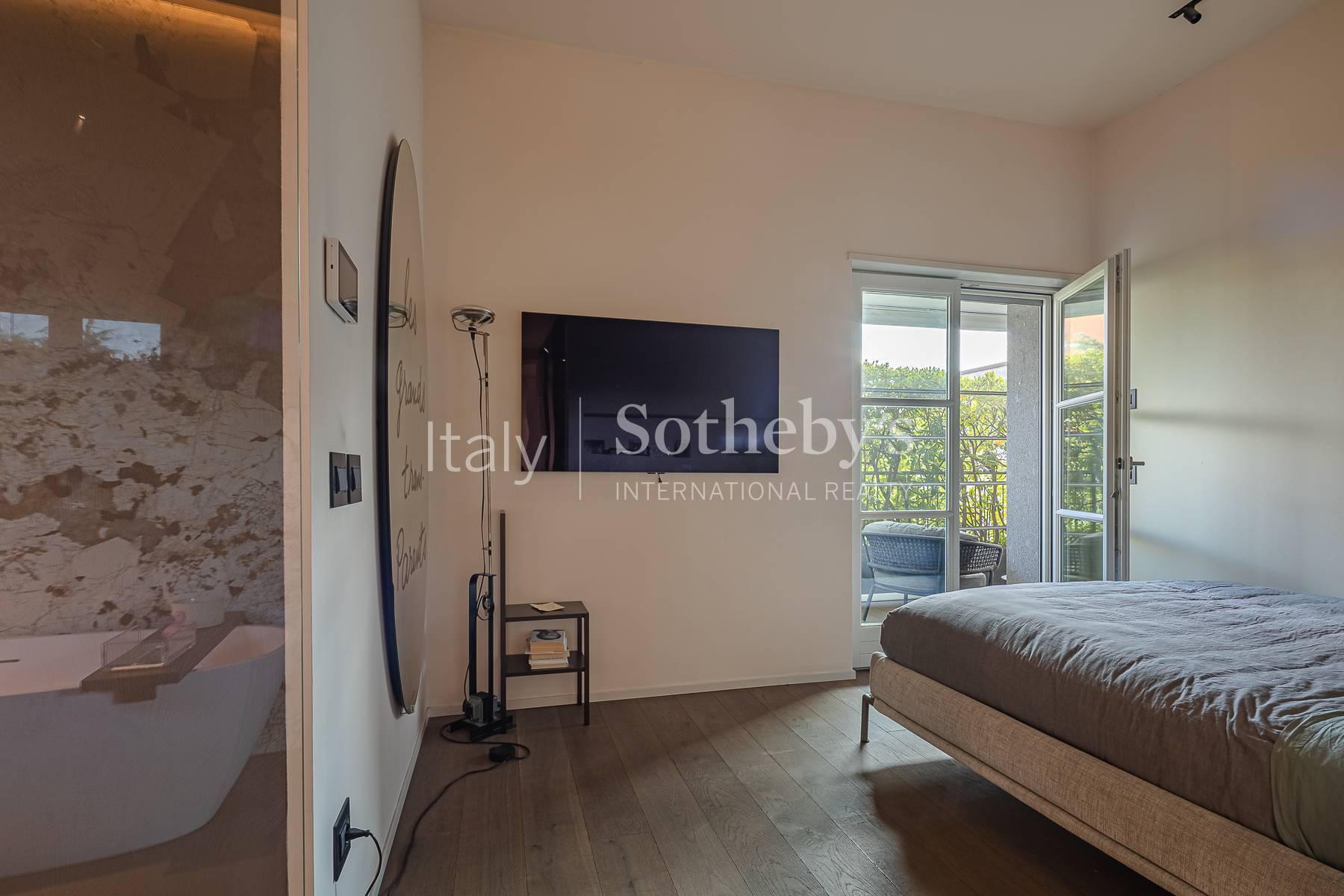  Furnished penthouse with terrace and pool in Brera district - 物件實景