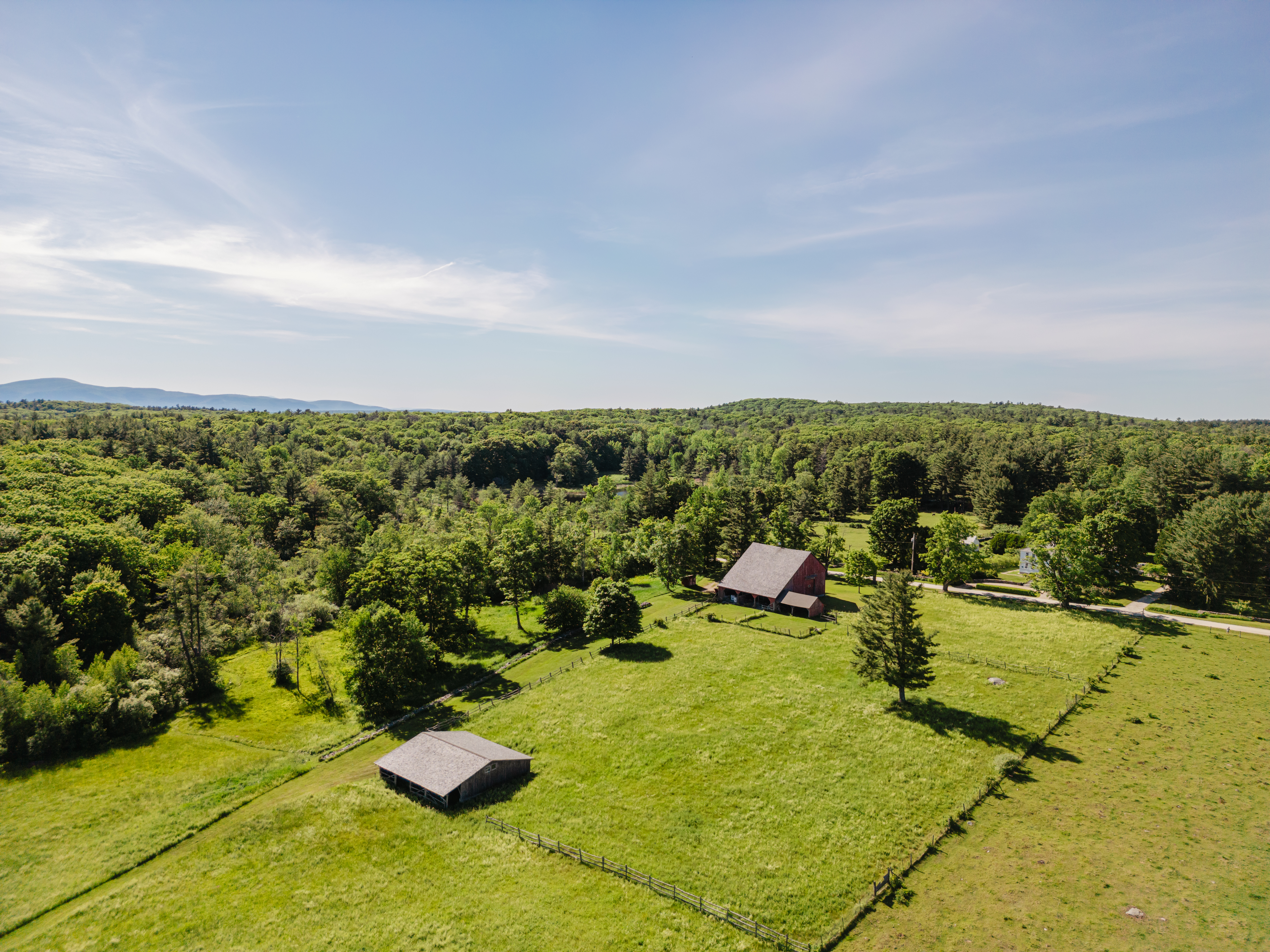  227 ACRES, 227 YEARS: 1798 COLONIAL FARM WITH SPECTACULAR ACREAGE AND RESTORED G - 物件實景