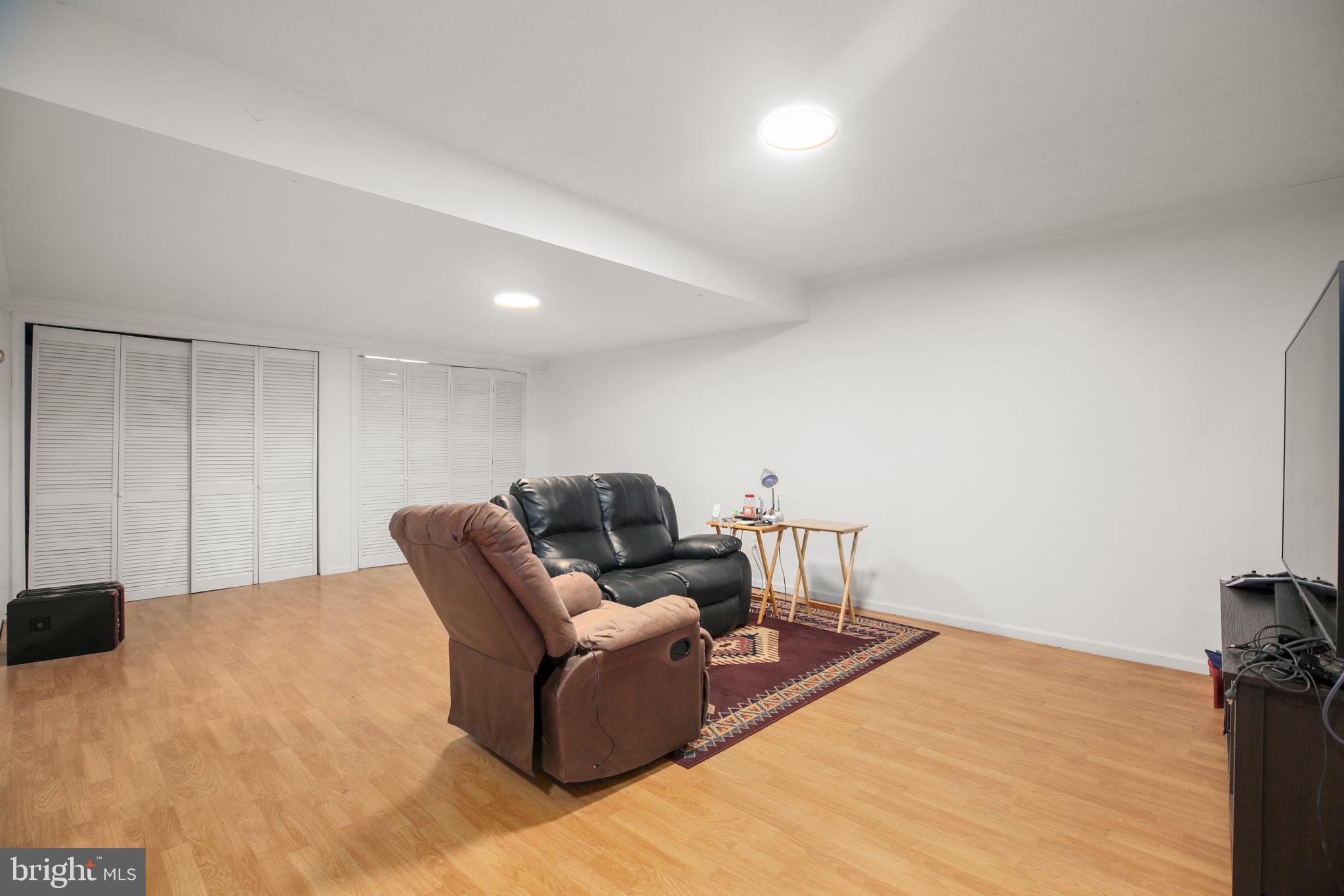 Fairfax Station, Virginia, 22039, United States, 4 Bedrooms Bedrooms, ,3 BathroomsBathrooms,Residential,For Sale,2049120