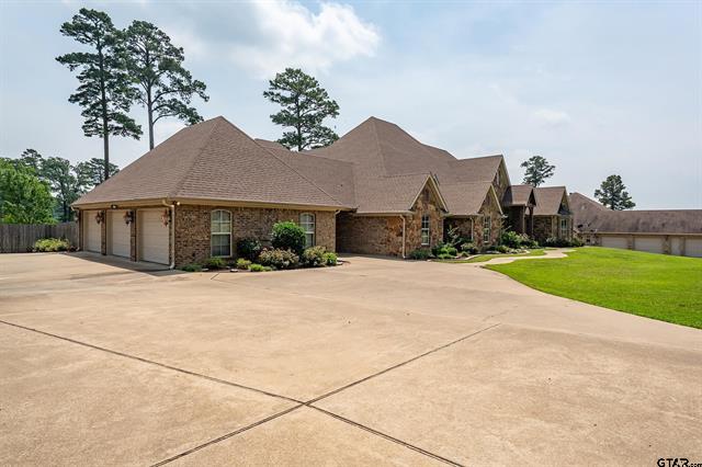 Gilmer, Texas, 75644, United States, 4 Bedrooms Bedrooms, ,4 BathroomsBathrooms,Residential,For Sale,1928060