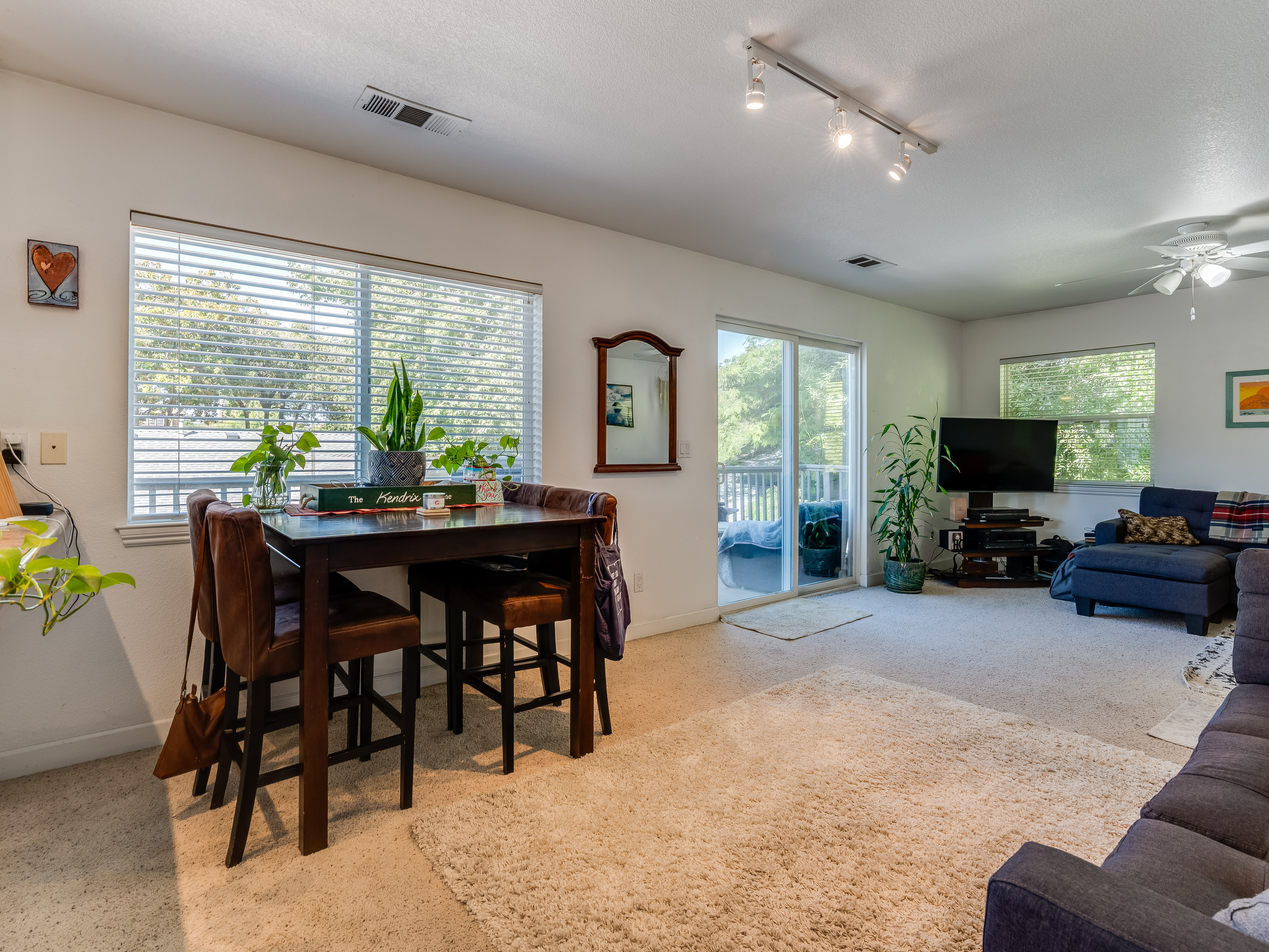  Great Triplex Opportunity - 物件實景