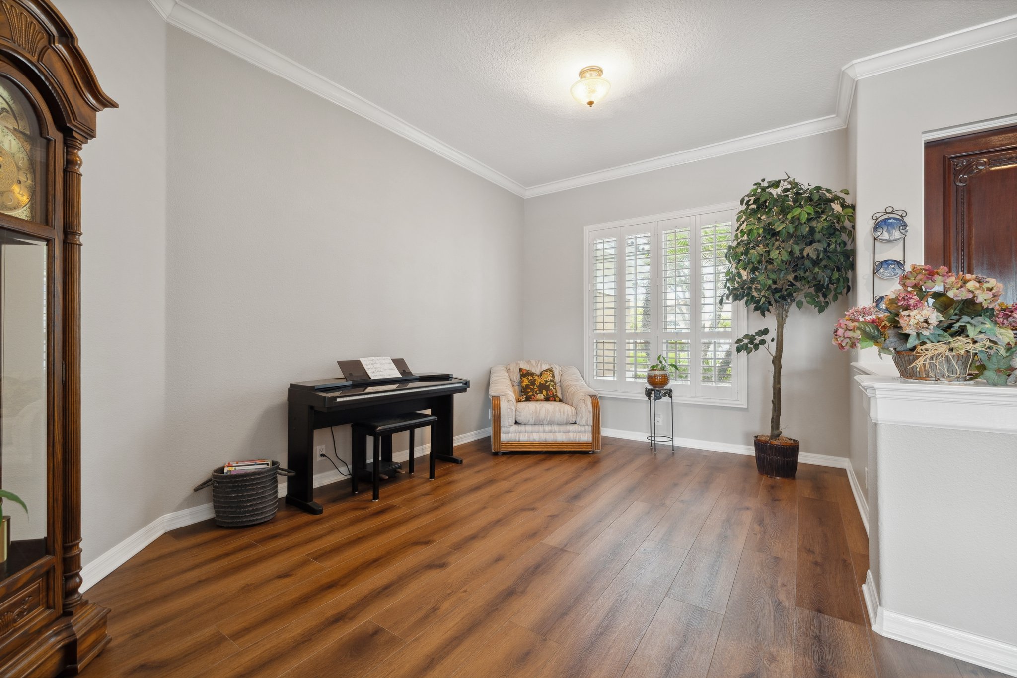 Tampa, Florida, 33647, United States, 5 Bedrooms Bedrooms, ,4 BathroomsBathrooms,Residential,For Sale,1835178