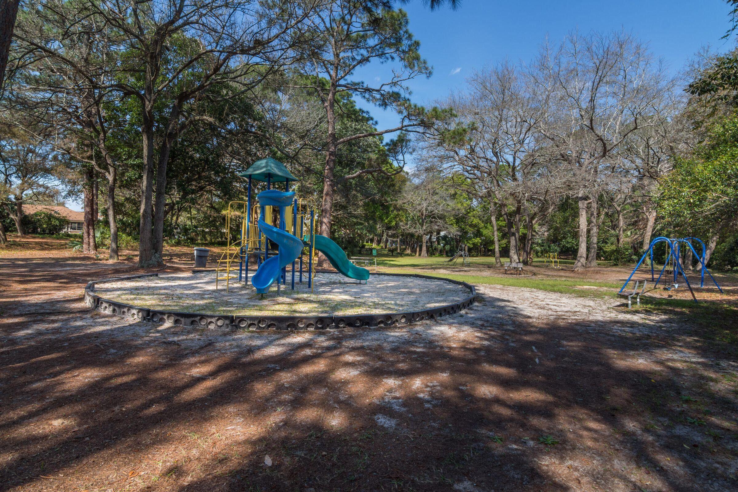 Fort Walton Beach, Florida, 32548, United States, 6 Bedrooms Bedrooms, ,3 BathroomsBathrooms,Residential,For Sale,1890001