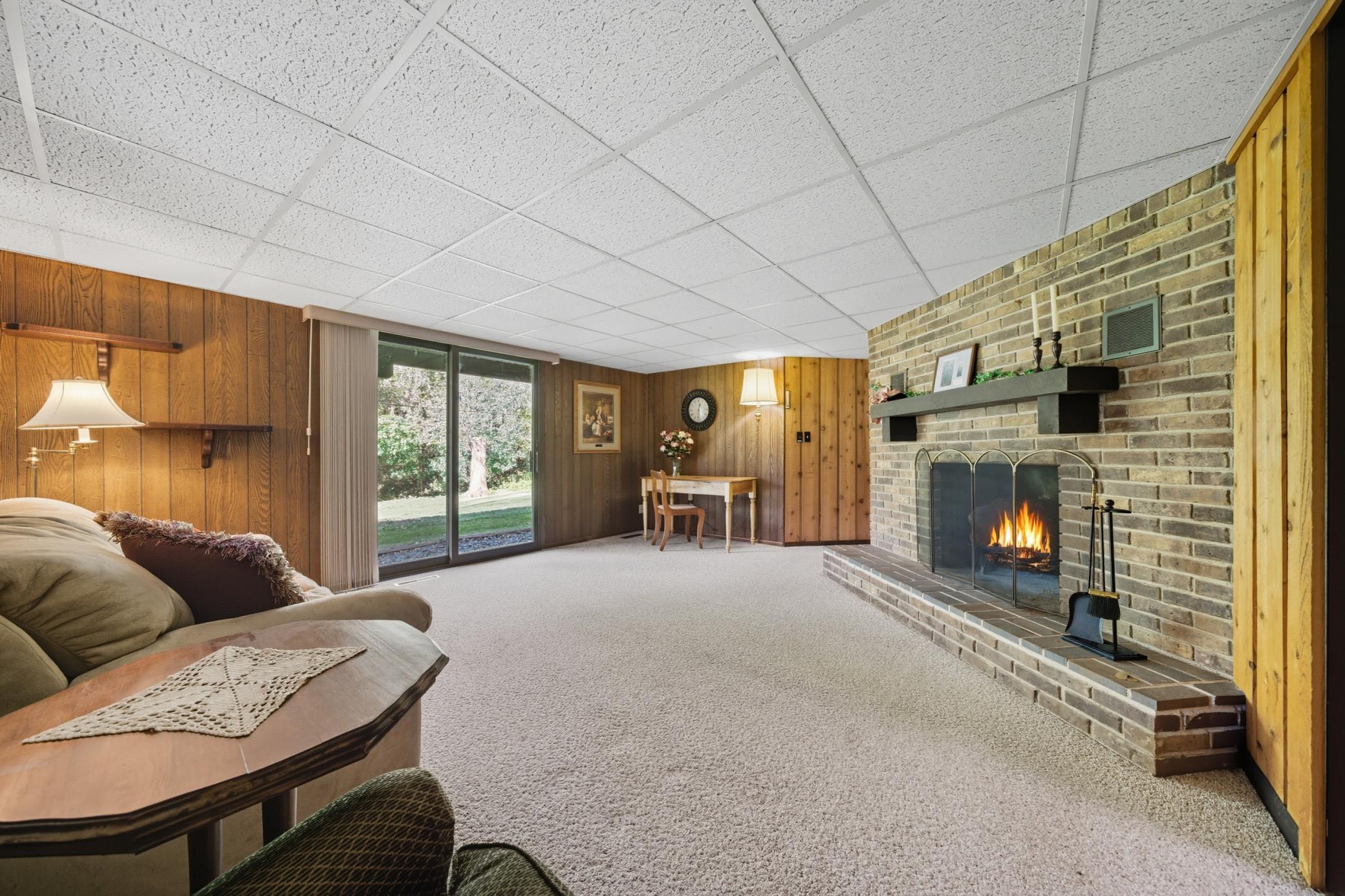 Warren Twp, Wisconsin, 54023, United States, 3 Bedrooms Bedrooms, ,1 BathroomBathrooms,Residential,For Sale,1961438