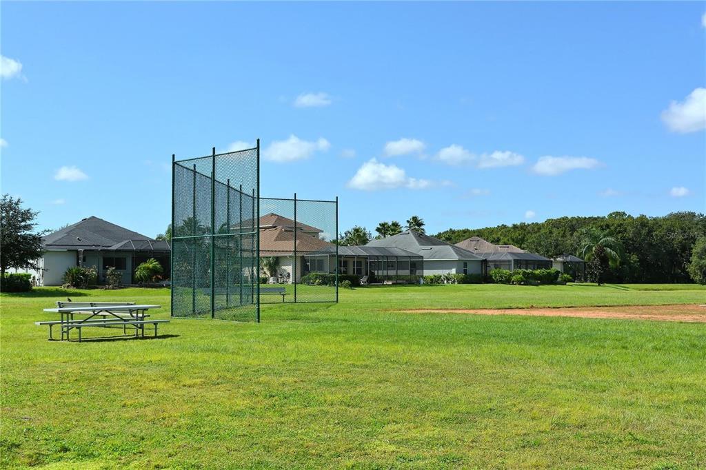 Bradenton, Florida, 34212, United States, 4 Bedrooms Bedrooms, ,3 BathroomsBathrooms,Residential,For Sale,1805204