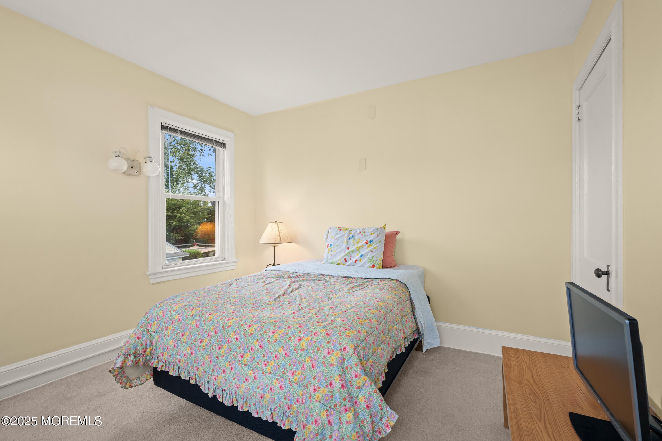 Allenhurst, New Jersey, 07711, United States, 6 Bedrooms Bedrooms, ,4 BathroomsBathrooms,Residential,For Sale,1973765