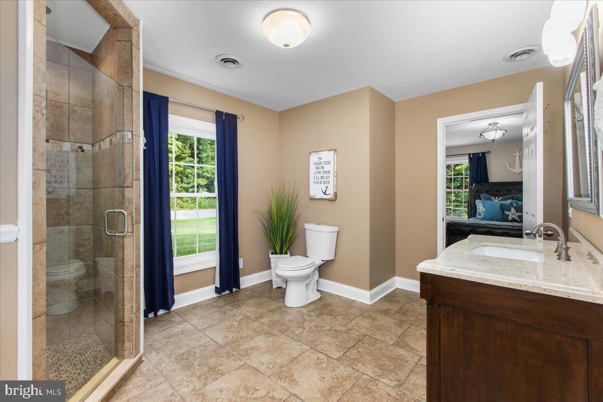 PASADENA, Maryland, 21122, United States, 4 Bedrooms Bedrooms, ,4 BathroomsBathrooms,Residential,For Sale,1979207