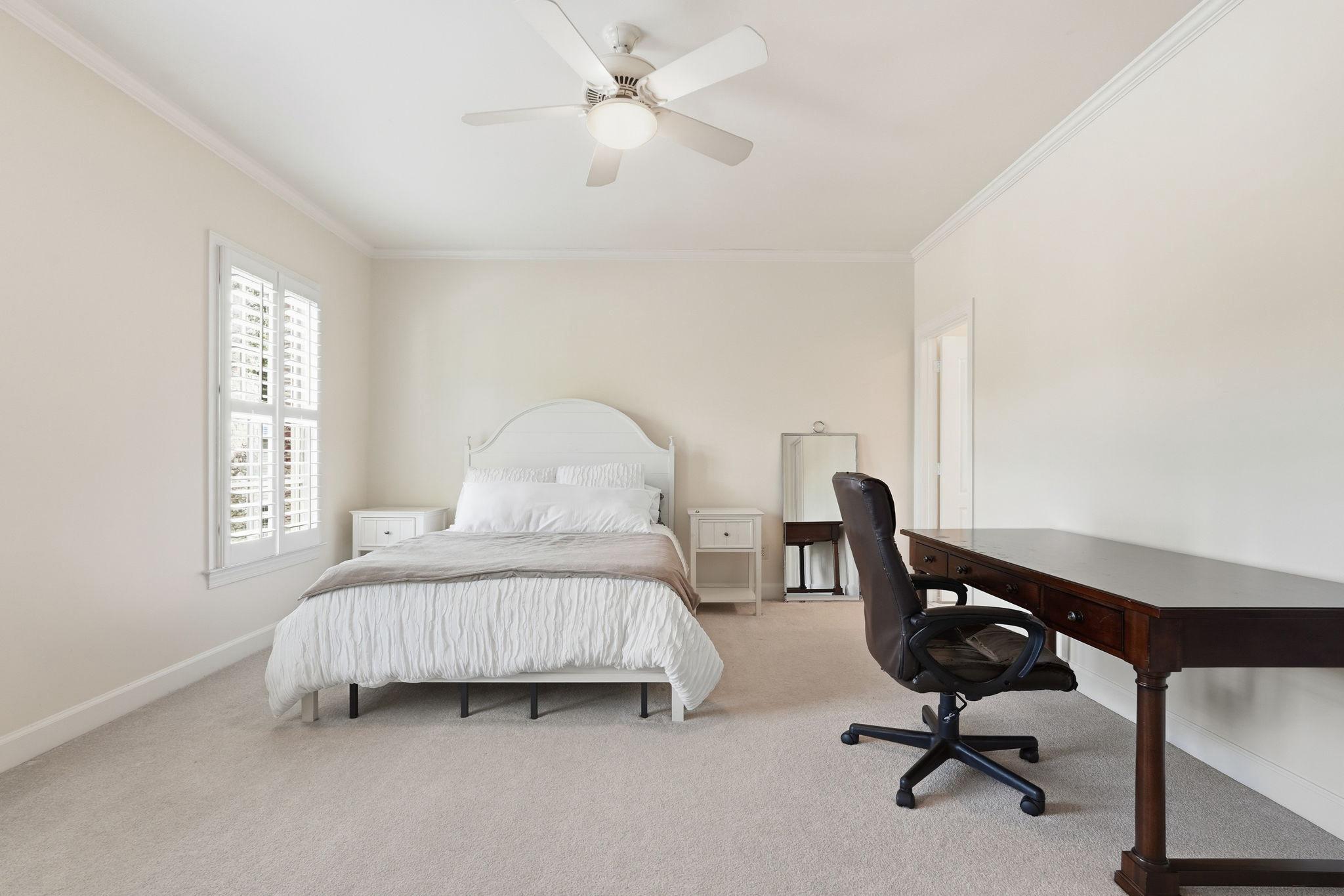  7818 Crownhurst Court, Mclean, VA, 22102 - 物件實景