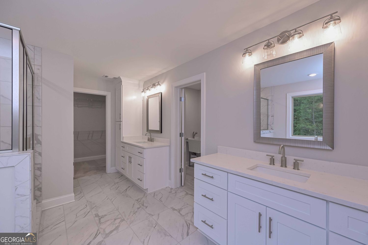 Douglasville, Georgia, 30135, United States, 5 Bedrooms Bedrooms, ,5 BathroomsBathrooms,Residential,For Sale,1929724