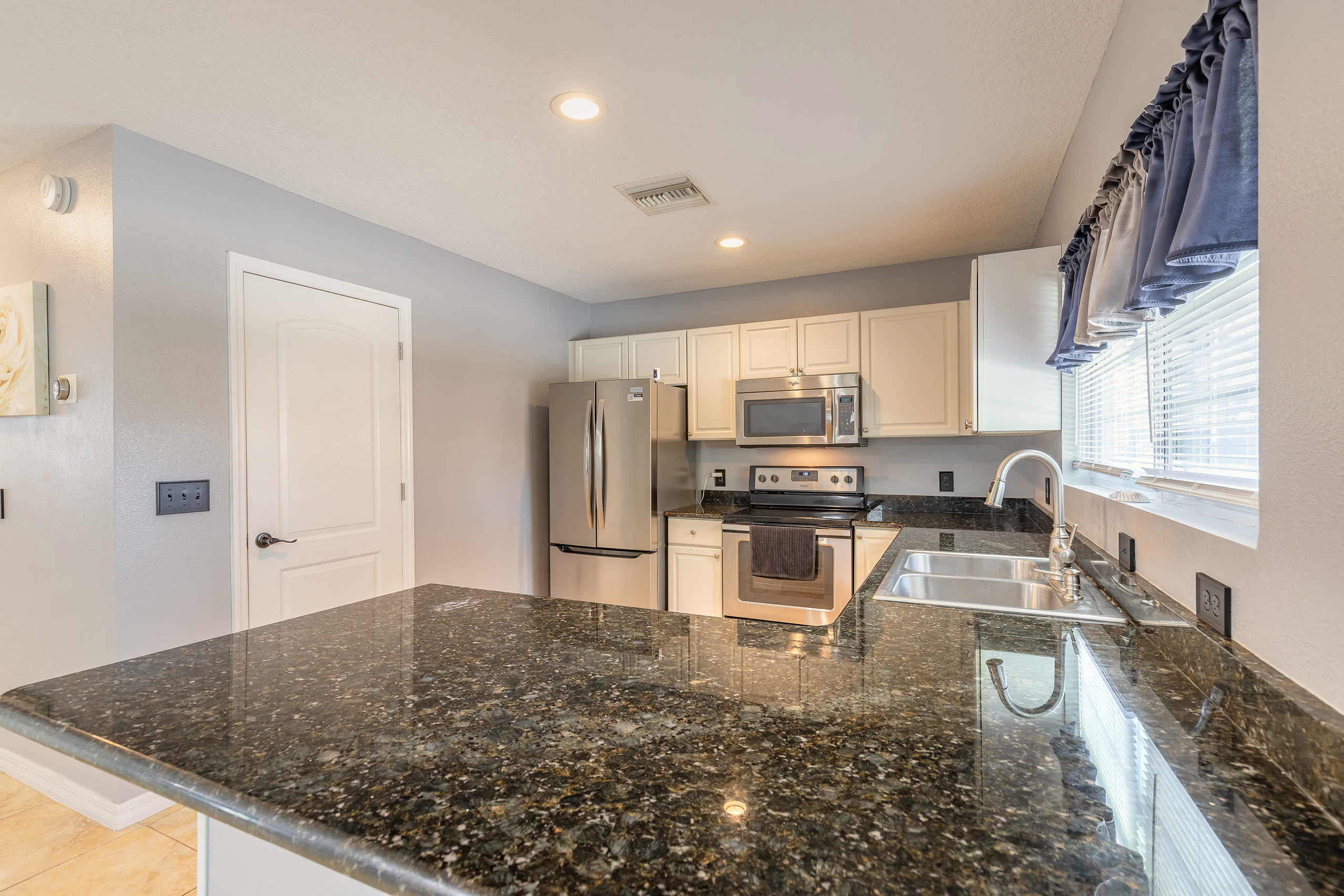 Daytona Beach, Florida, 32118, United States, 5 Bedrooms Bedrooms, ,3 BathroomsBathrooms,Residential,For Sale,1982545