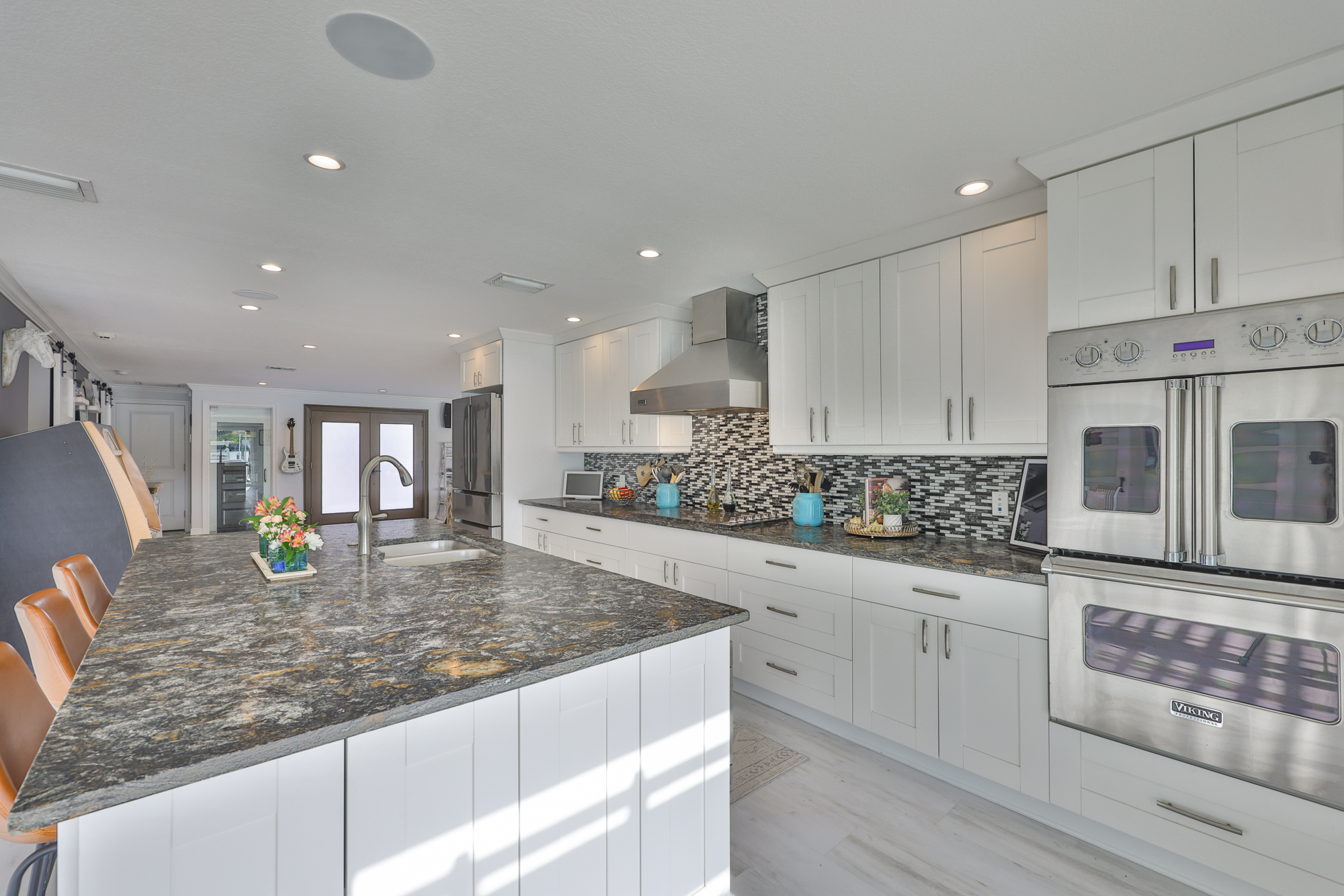 Largo, Florida, 33770, United States, 3 Bedrooms Bedrooms, ,4 BathroomsBathrooms,Residential,For Sale,1982146