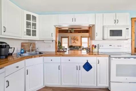 Roscoe, New York, 12776, United States, 4 Bedrooms Bedrooms, ,3 BathroomsBathrooms,Residential,For Sale,1931471