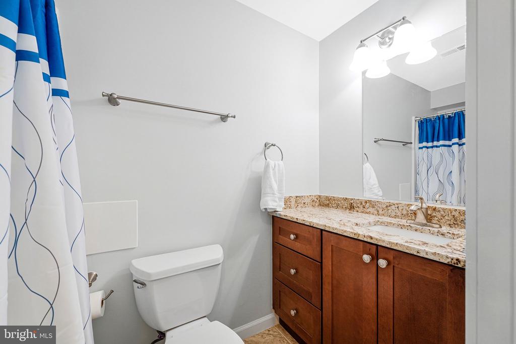 Burke, Virginia, 22015, United States, 3 Bedrooms Bedrooms, ,3 BathroomsBathrooms,Residential,For Sale,2049258