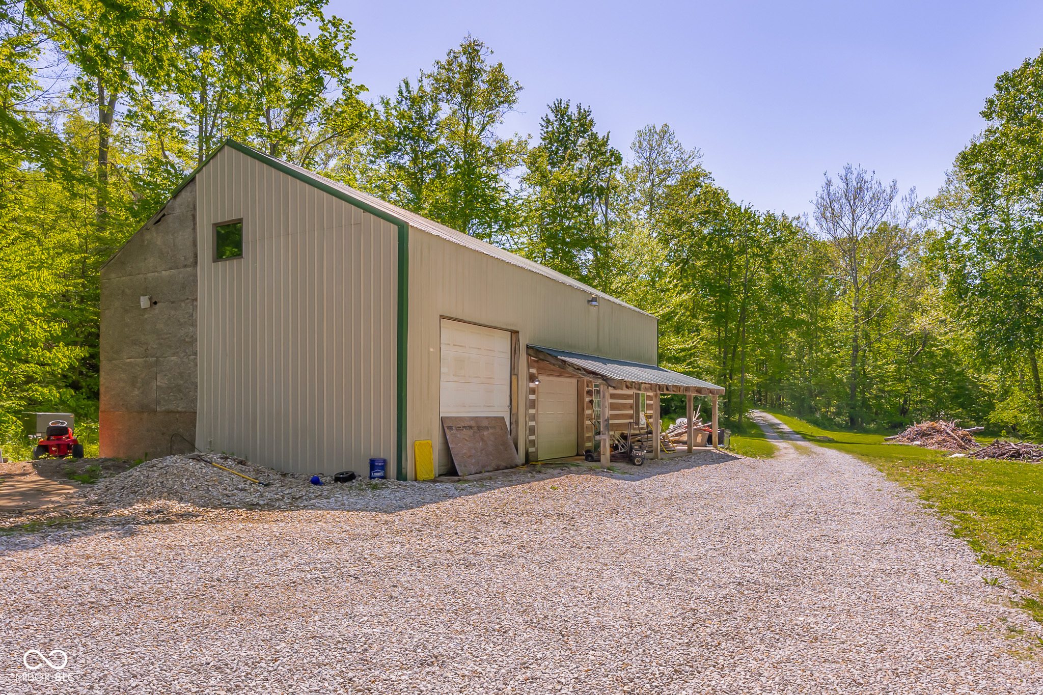 Morgantown, Indiana, 46160, United States, 4 Bedrooms Bedrooms, ,3 BathroomsBathrooms,Residential,For Sale,2040105