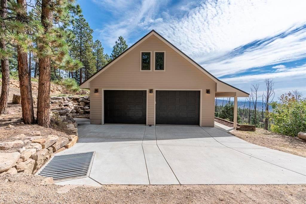 Durango, Colorado, 81301, United States, 3 Bedrooms Bedrooms, ,4 BathroomsBathrooms,Residential,For Sale,1787278