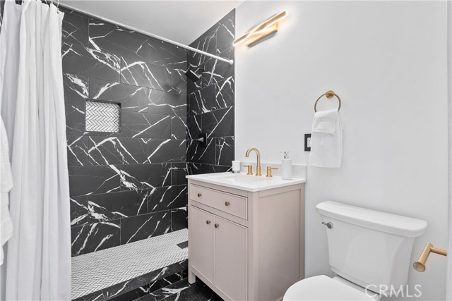 Downey, California, 90241, United States, 4 Bedrooms Bedrooms, ,3 BathroomsBathrooms,Residential,For Sale,2010761