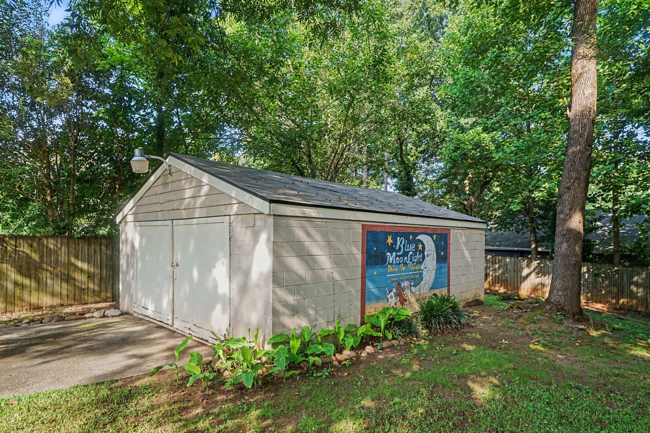  Charming Cottage Nestled in Desirable Parkview Neighborhood - 物件實景