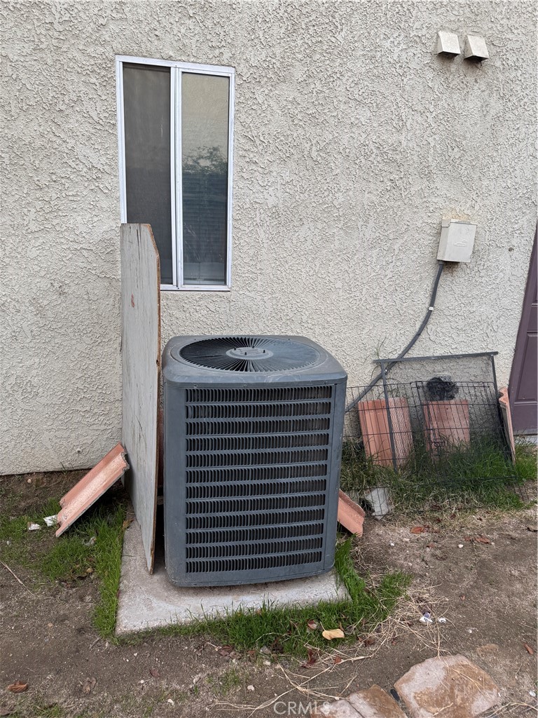 Palmdale, California, 93550, United States, 4 Bedrooms Bedrooms, ,3 BathroomsBathrooms,Residential,For Sale,2006487