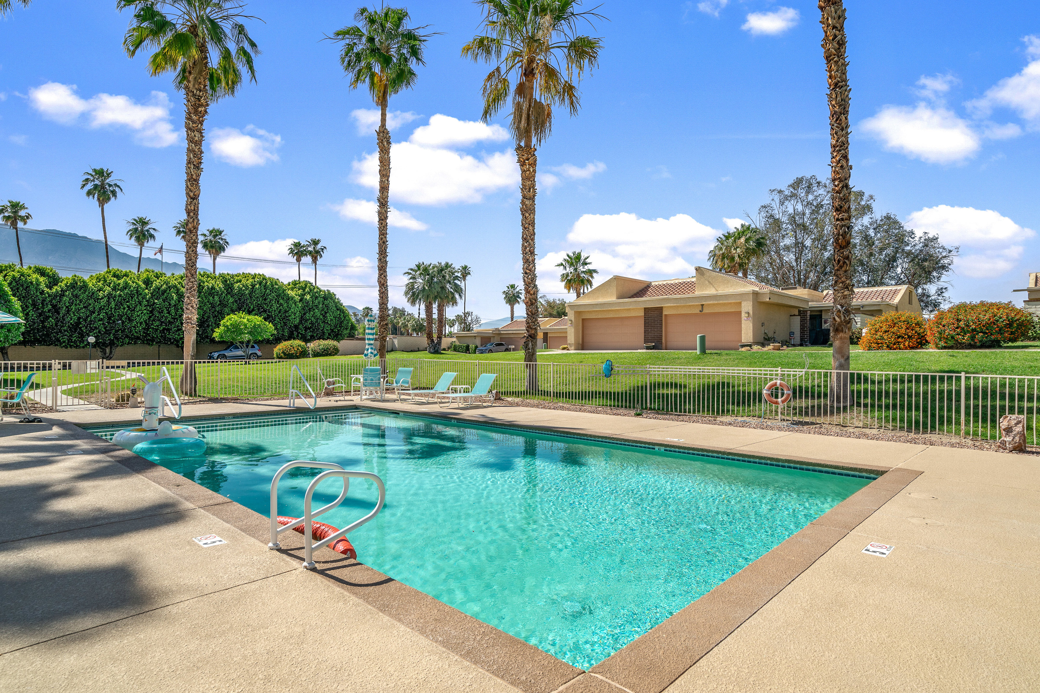  6724 Greenwood Circle, Palm Springs, CA 92264 - 物件實景