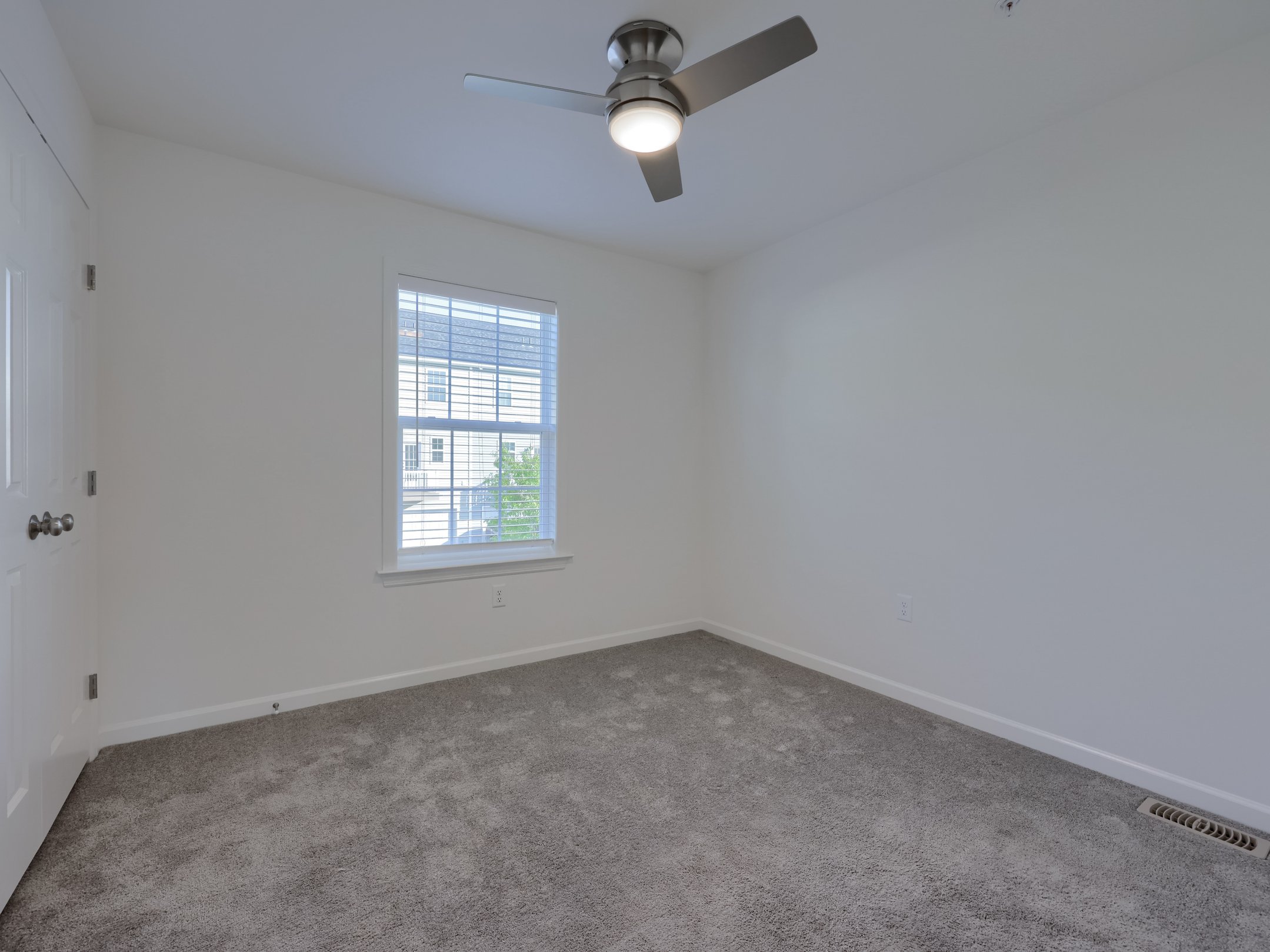  2482 Artesian Way, Lancaster, PA 17601 - 物件實景
