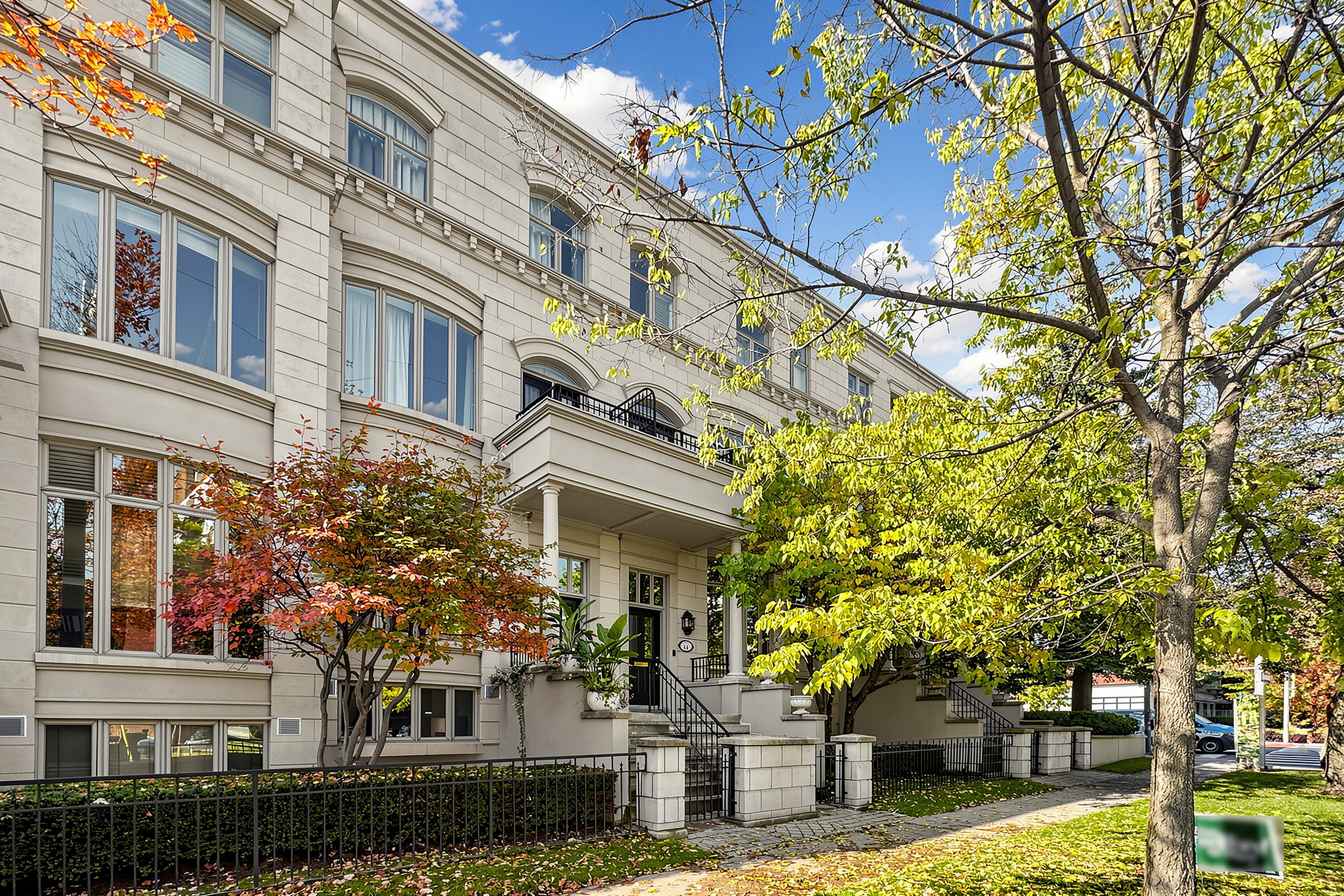  Elegant Townhome in South Hill - 物件實景