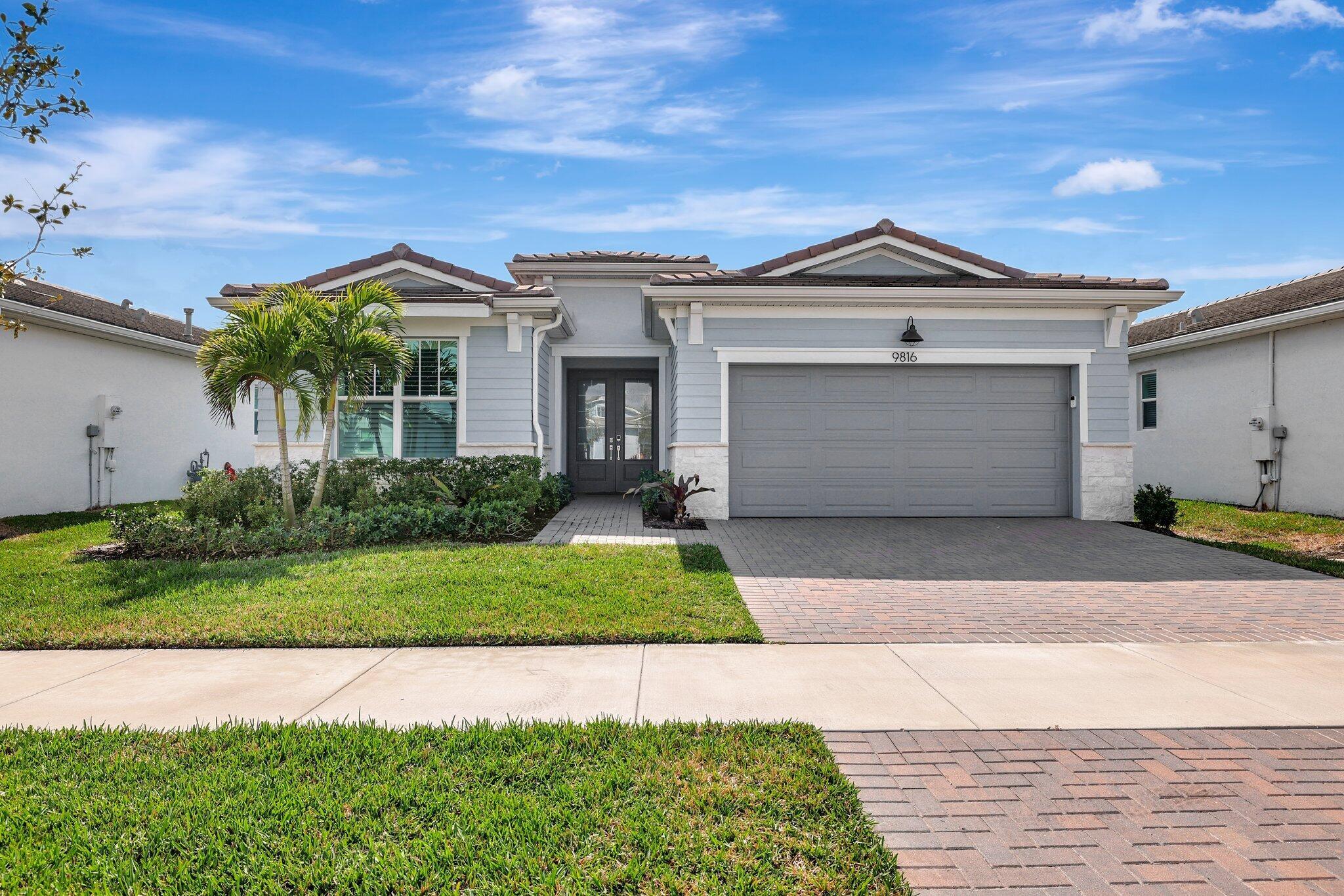 Port St Lucie, Florida, 34987, United States, 2 Bedrooms Bedrooms, ,3 BathroomsBathrooms,Residential,For Sale,1921957