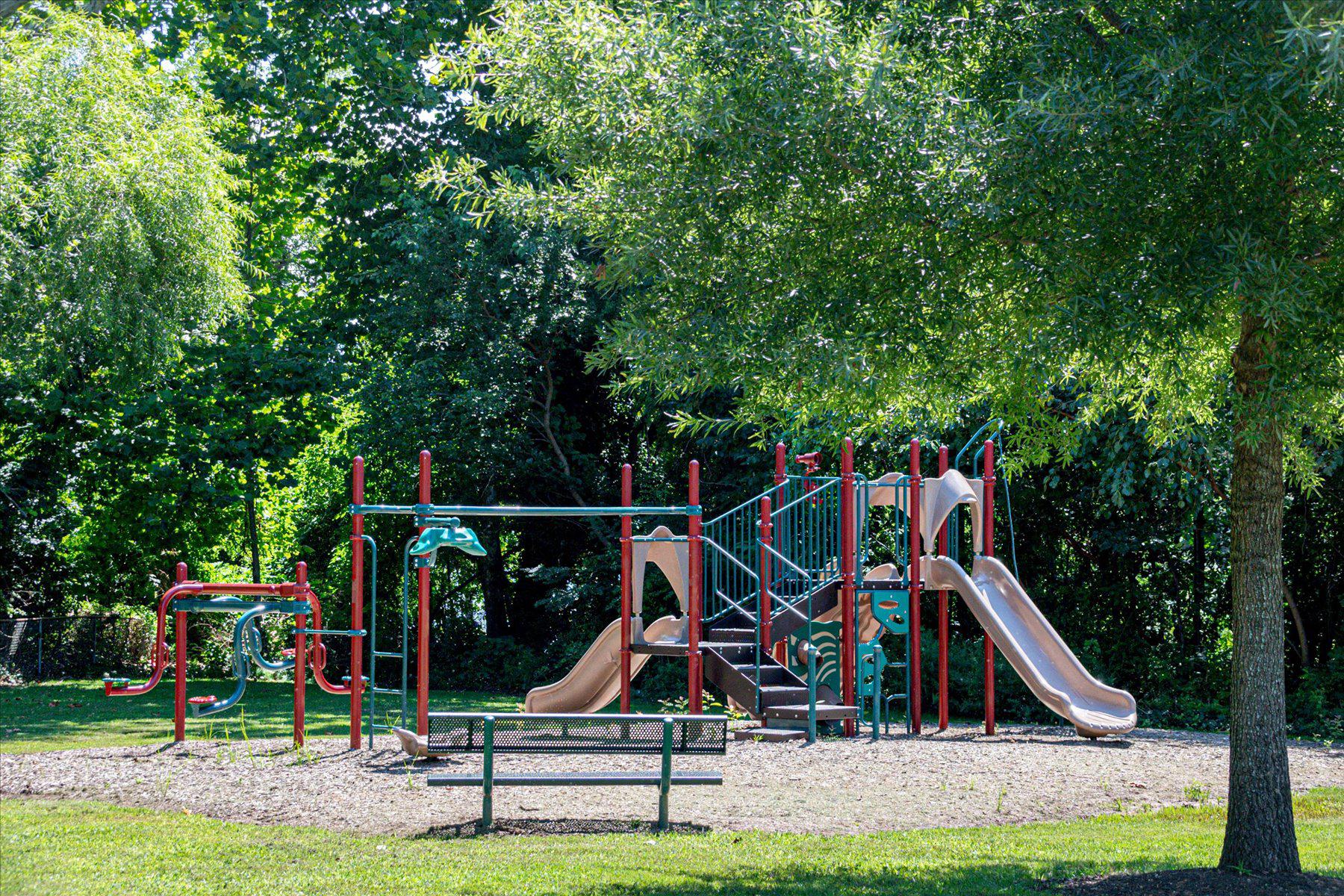  2033 Shore Drive, Edgewater, MD, 21037 - 物件實景