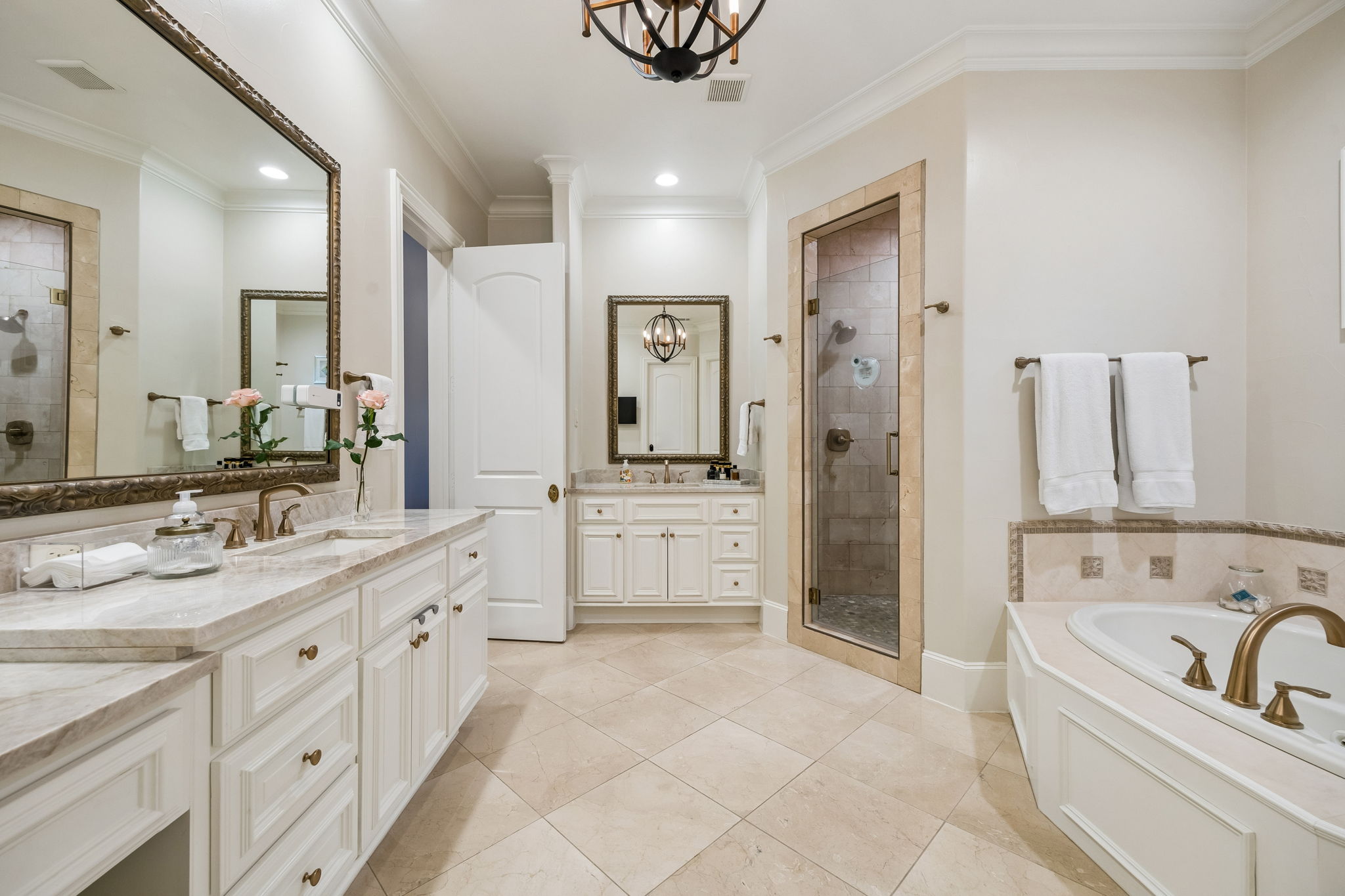  Premier Preston Hollow Location Near Top Private Schools - 物件實景