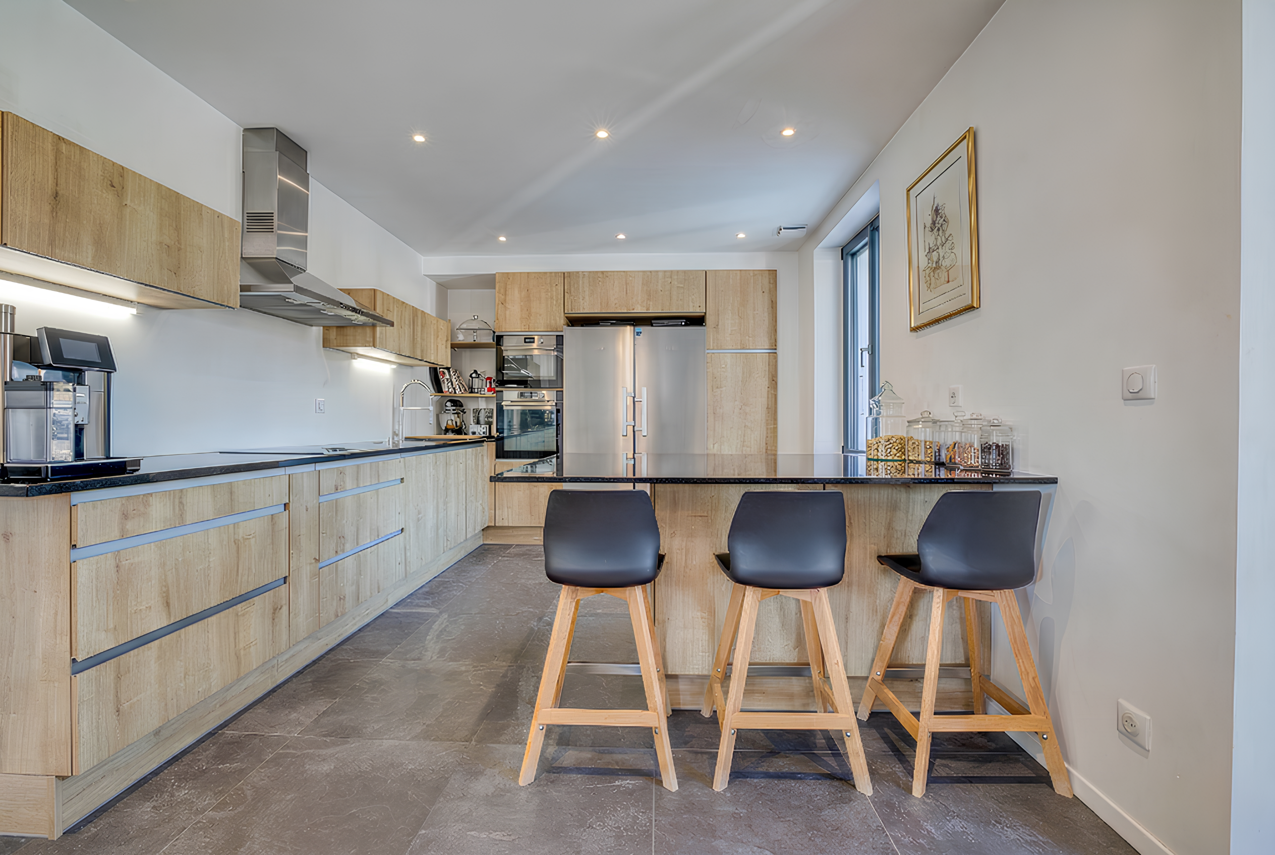  Character Home, Exceptional Location - 物件實景