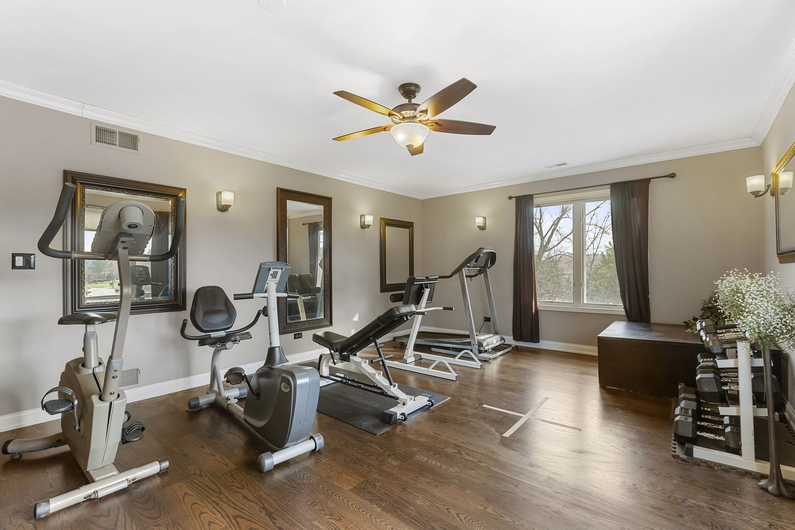 St. Charles, Illinois, 60175, United States, 6 Bedrooms Bedrooms, ,8 BathroomsBathrooms,Residential,For Sale,1940364