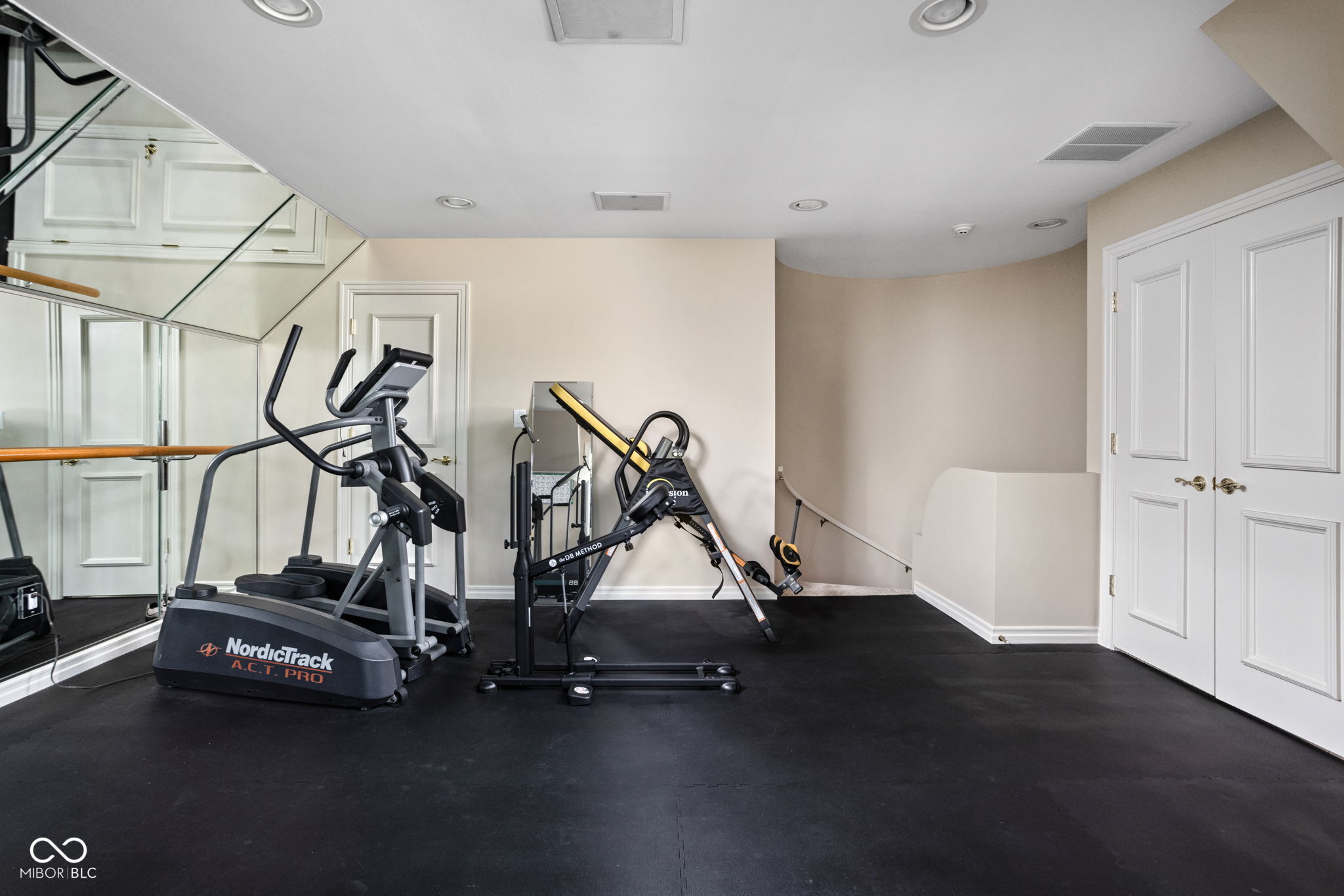 Carmel, Indiana, 46032, United States, 7 Bedrooms Bedrooms, ,8 BathroomsBathrooms,Residential,For Sale,2014077