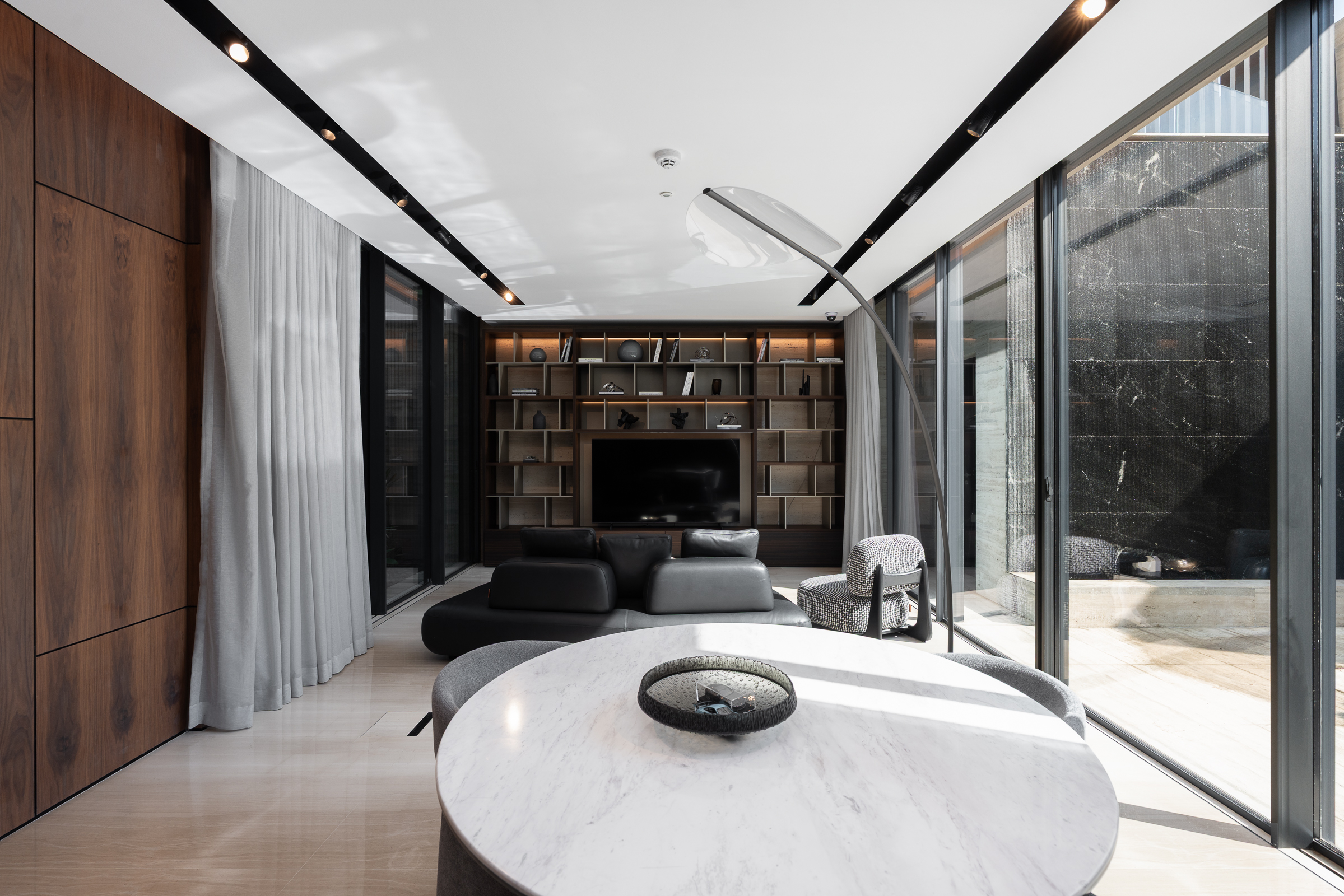  Custom-Built Mansion with Stunning Sunset Views - 物件實景