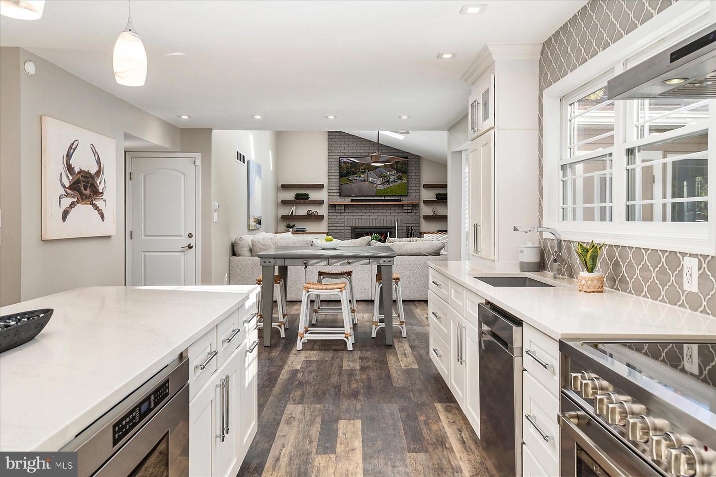 Pasadena, Maryland, 21122, United States, 4 Bedrooms Bedrooms, ,4 BathroomsBathrooms,Residential,For Sale,1989268