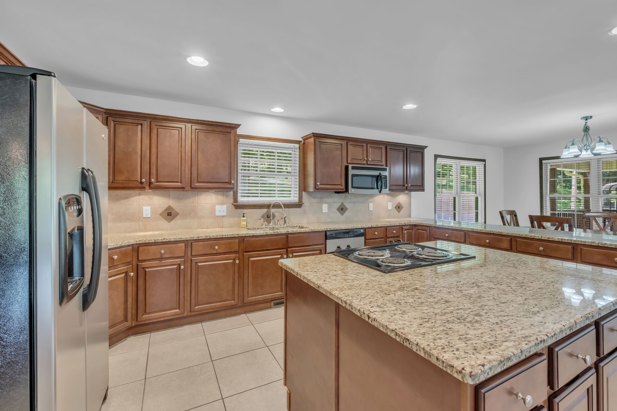 Whites Creek, Tennessee, 37189, United States, 3 Bedrooms Bedrooms, ,3 BathroomsBathrooms,Residential,For Sale,1895173